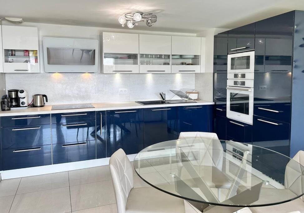 Appartement Paradise - Piscine, Clim Et Parking